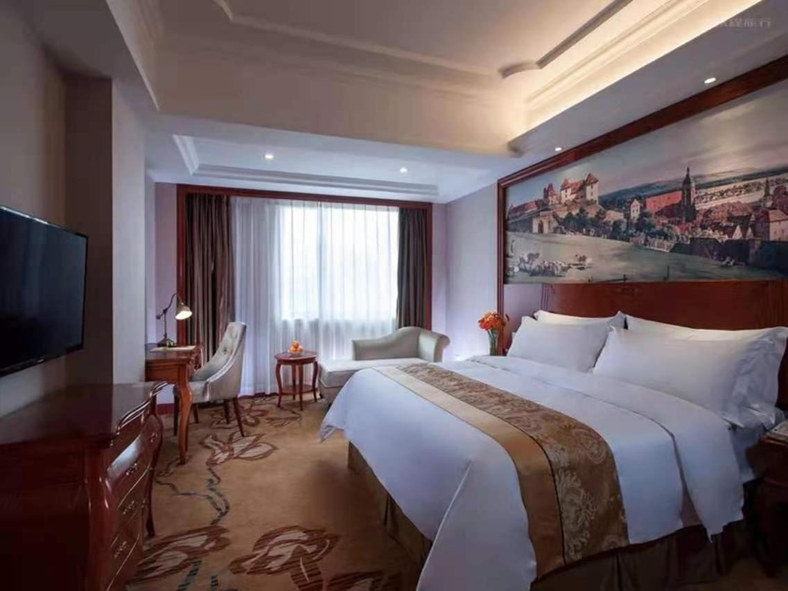 Vienna International Hotel Shaoguan Fengcailou Dış mekan fotoğraf